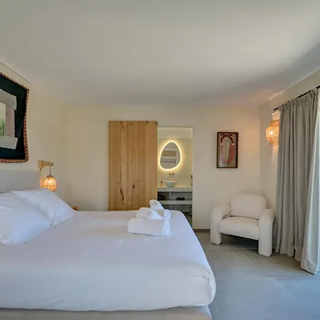 D'hote Laurent Bed and breakfast Uzès